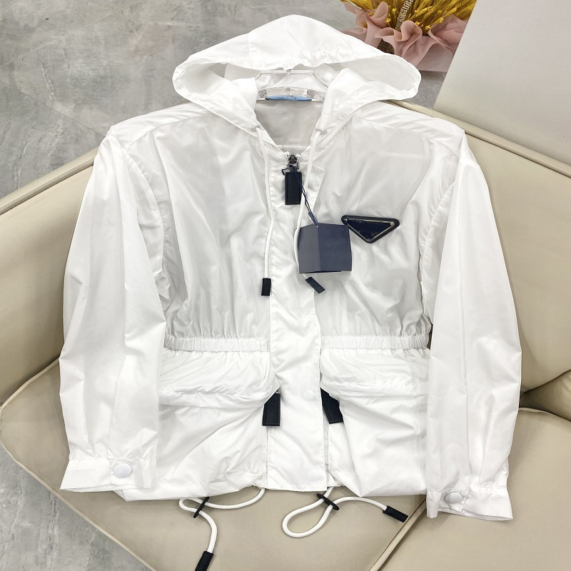 Men Jackets Sunscreen Coat Black White Coat Men and Women Style Spring Summer Autumn Long-sleeved Coat Inverted Triangle Element
Men Jackets Sunscreen Coat Black White Coat Men and Women Style Spring Summer Autumn Long-sleeved Coat Inverted Triangle Element