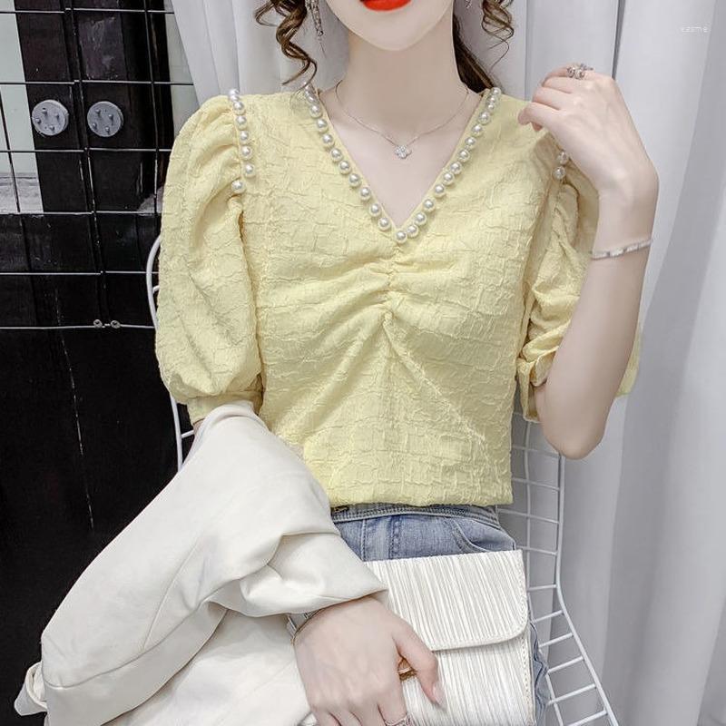 Women' Blouses Summer Korean Version 2023 Foreign Style Pearl V-neck Design Sense Is Thin Folds Bubble Short-sleeved Shirt Top Women, Purple
Women' Blouses Summer Korean Version 2023 Foreign Style Pearl V-neck Design Sense Is Thin Folds Bubble Short-sleeved Shirt Top Women, Purple