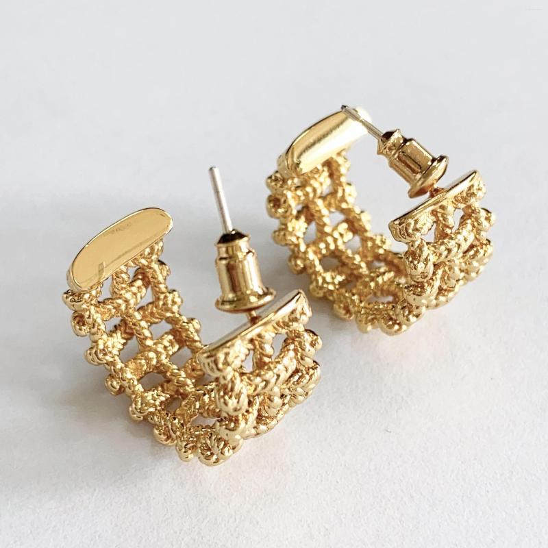 Stud Earrings Design Sense French Ins Hollow Woven Fashion Minority Gold Plated Pole
Stud Earrings Design Sense French Ins Hollow Woven Fashion Minority Gold Plated Pole