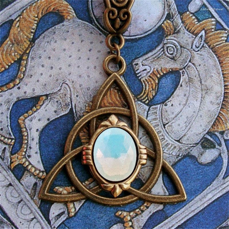 Pendant Necklaces Classic Delicate Bohemian Inlaid Cz Celtic Knot Necklace Men Women Vintage Viking Amulet Jewelry Gift For Couples
Pendant Necklaces Classic Delicate Bohemian Inlaid Cz Celtic Knot Necklace Men Women Vintage Viking Amulet Jewelry Gift For Couples