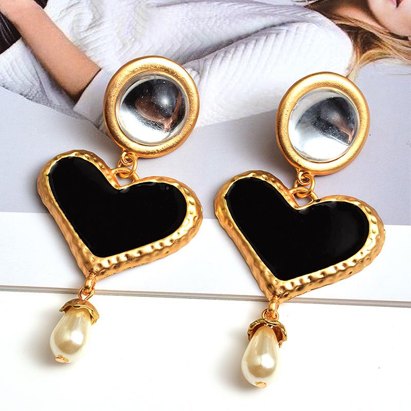 Dangle Earrings & Chandelier Fashion Big Heart Metal Pearl Hanging Drop For Women Bijoux Geometric Rhinestones Statement Jewelry Gifts
Dangle Earrings & Chandelier Fashion Big Heart Metal Pearl Hanging Drop For Women Bijoux Geometric Rhinestones Statement Jewelry Gifts