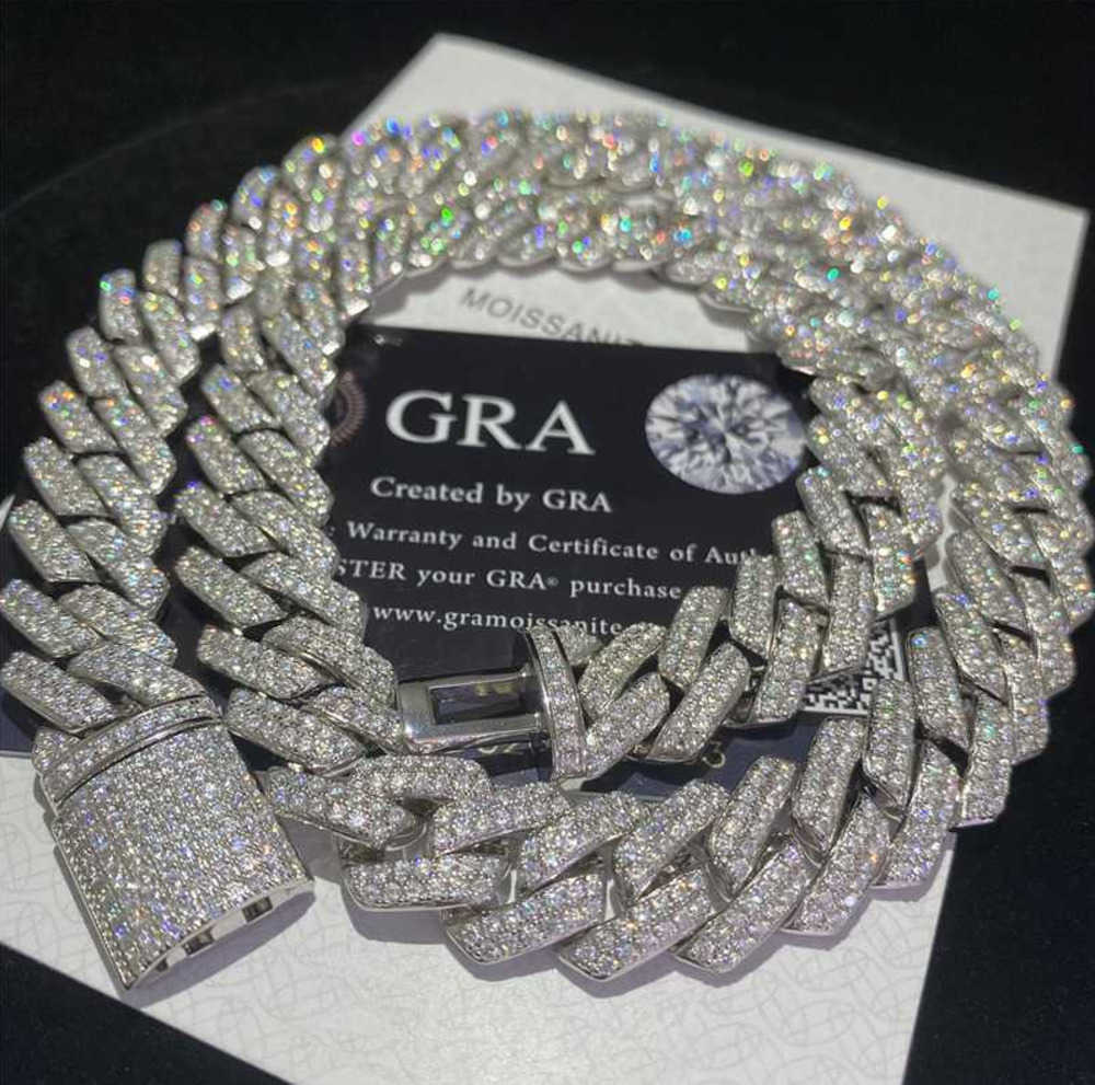 Pendant Necklaces Stock Iced Out Vvs Moissanite Cuban Bracelet 925 Silver Bling Diamond Link Chain Hip Hop Men Jewelry Necklace Motion current 50ess
Pendant Necklaces Stock Iced Out Vvs Moissanite Cuban Bracelet 925 Silver Bling Diamond Link Chain Hip Hop Men Jewelry Necklace Motion current 50ess