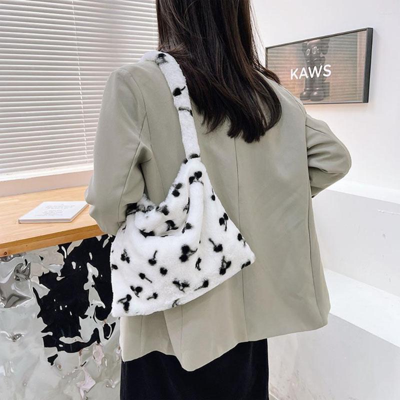 Evening Bags Fashion Women's Bag Plush Cherry Pattern Printing Shoulder Underarm Shopper Casual Ladies Small Handbags For Women
Evening Bags Fashion Women's Bag Plush Cherry Pattern Printing Shoulder Underarm Shopper Casual Ladies Small Handbags For Women
