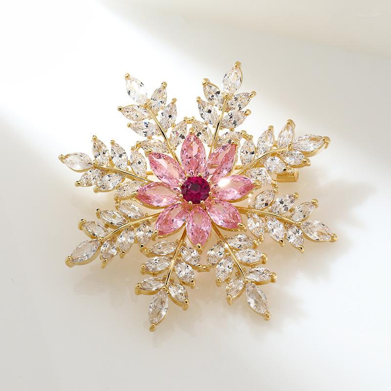 Brooches 2023 Women's Brooch High-grade Snowflake Micro Inlaid Zircon Dress Suit Pin Accessories
Brooches 2023 Women's Brooch High-grade Snowflake Micro Inlaid Zircon Dress Suit Pin Accessories