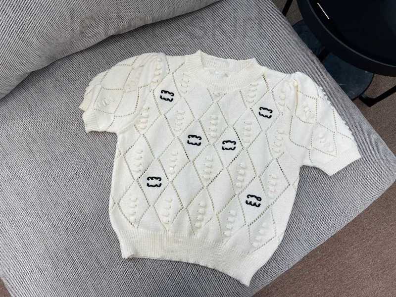 Women' Knits & Tees designer Mixed Wool Material Silhouette 2023ss Spring/Summer New Early Spring Short Sleeve Casual Versatile Knit P2LH, Creamy-white
Women' Knits & Tees designer Mixed Wool Material Silhouette 2023ss Spring/Summer New Early Spring Short Sleeve Casual Versatile Knit P2LH, Creamy-white