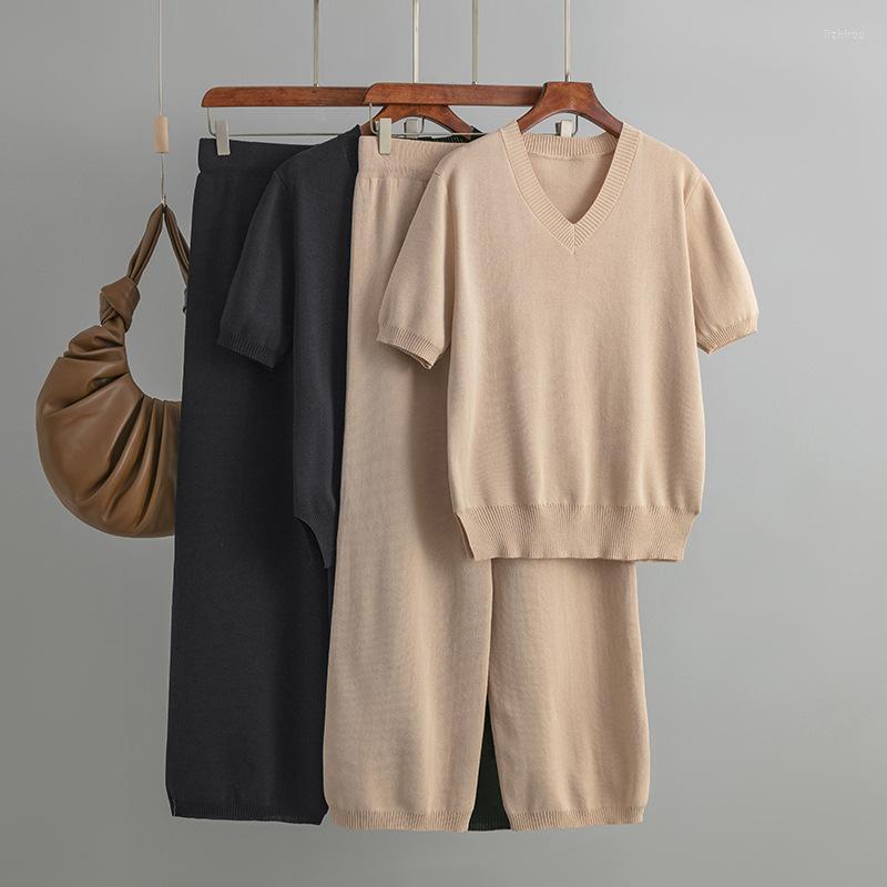 Women's Two Piece Pants 2023 V Neck Solid Knitted Womens Pieces Set Short Sleeve T Shirt Top High Waist Capri Straight Drape Tracksuits, Black
Women's Two Piece Pants 2023 V Neck Solid Knitted Womens Pieces Set Short Sleeve T Shirt Top High Waist Capri Straight Drape Tracksuits, Black