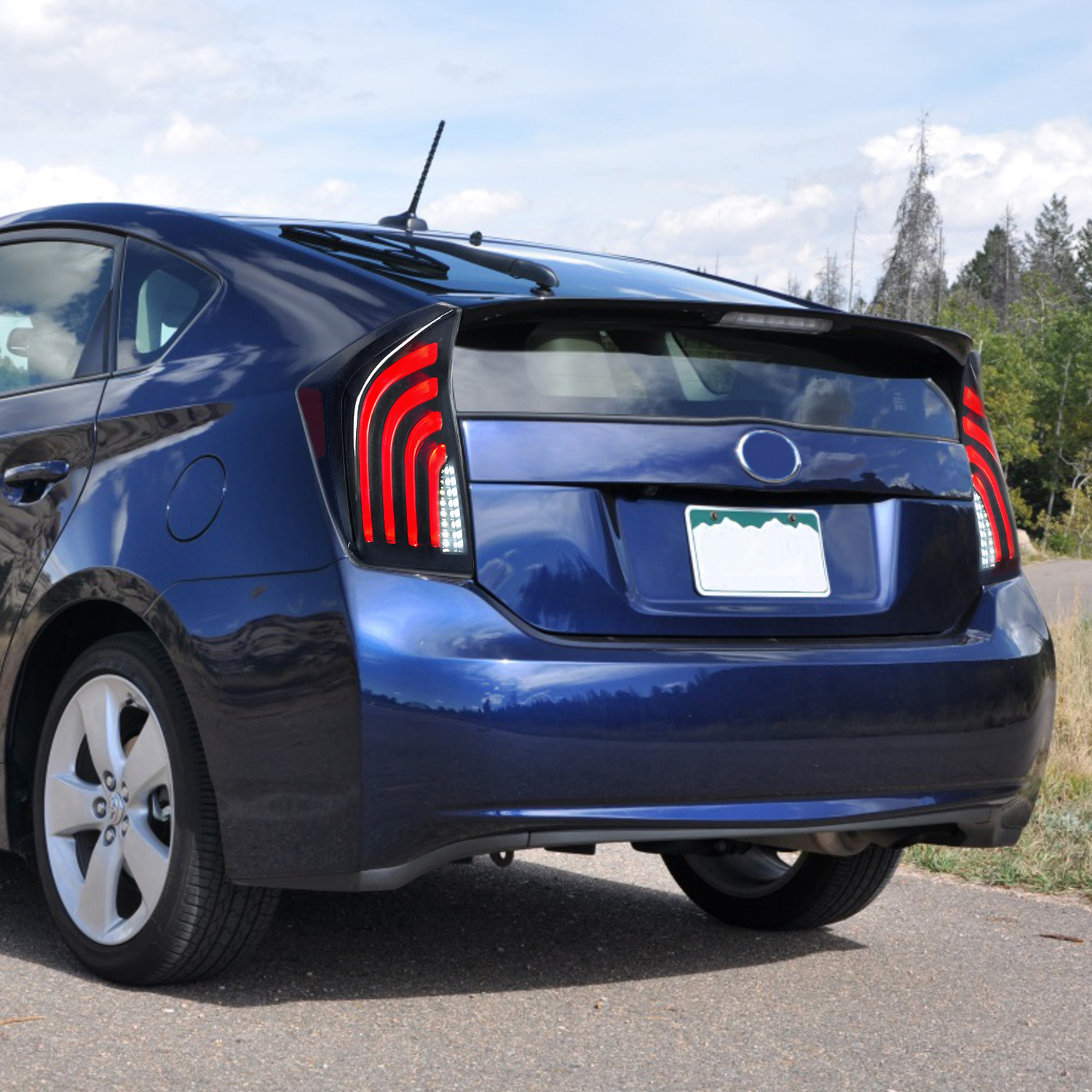 LED Rear Reverse Taillights For Toyota PRIUS 20 10-20 15 Modified Brake Signal Lamp Car Taillights Accessories