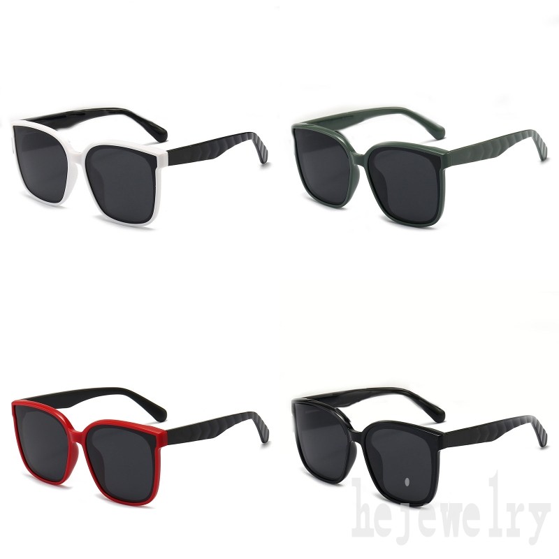 Mens designer glasses g fashion accessories eyeglasses men womens trendy lunette femme popular polarized shades luxury sunglasses men popular PJ013 C23
Mens designer glasses g fashion accessories eyeglasses men womens trendy lunette femme popular polarized shades luxury sunglasses men popular PJ013 C23