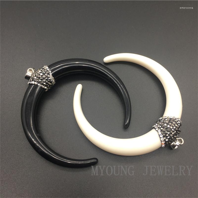 Pendant Necklaces Wholesale Large Resin Crescent Horn Charm With Rhinestone Paved Cap For Necklace MY1308
Pendant Necklaces Wholesale Large Resin Crescent Horn Charm With Rhinestone Paved Cap For Necklace MY1308