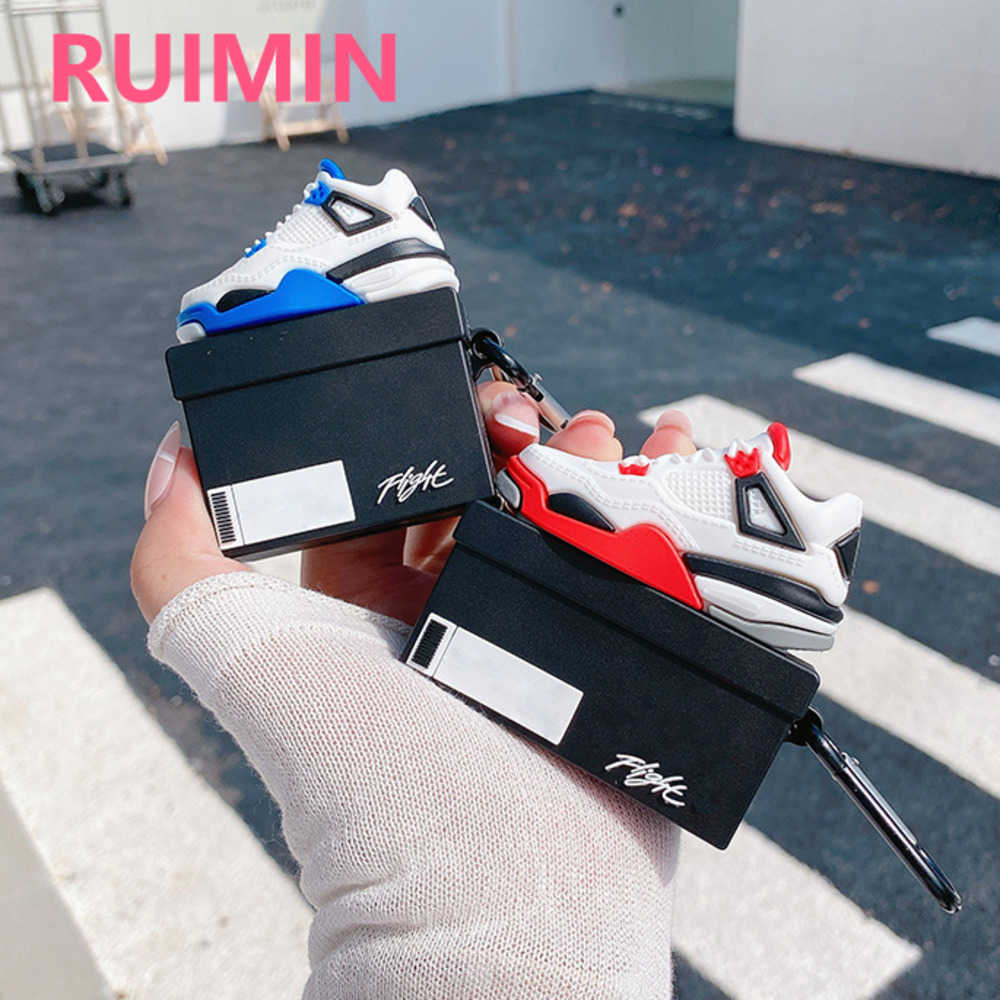 Earphone Accessories 3D Luxury Shoe Shoes Box Cover For Airpods 1 2 3 Silicone Soft Wireless Earphone Cases for air pods Pro Blue and Red Color J230420
Earphone Accessories 3D Luxury Shoe Shoes Box Cover For Airpods 1 2 3 Silicone Soft Wireless Earphone Cases for air pods Pro Blue and Red Color J230420