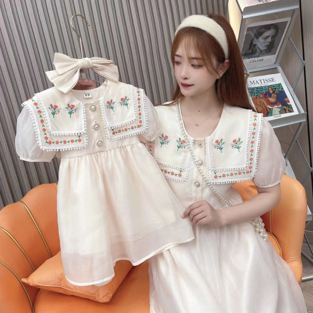 Family Matching Outfits Kids Dresses for Girl Summer Mommy and Daughter Matching Clothes Fashion Matching Family Outfits Baby Girl Clothes 230421