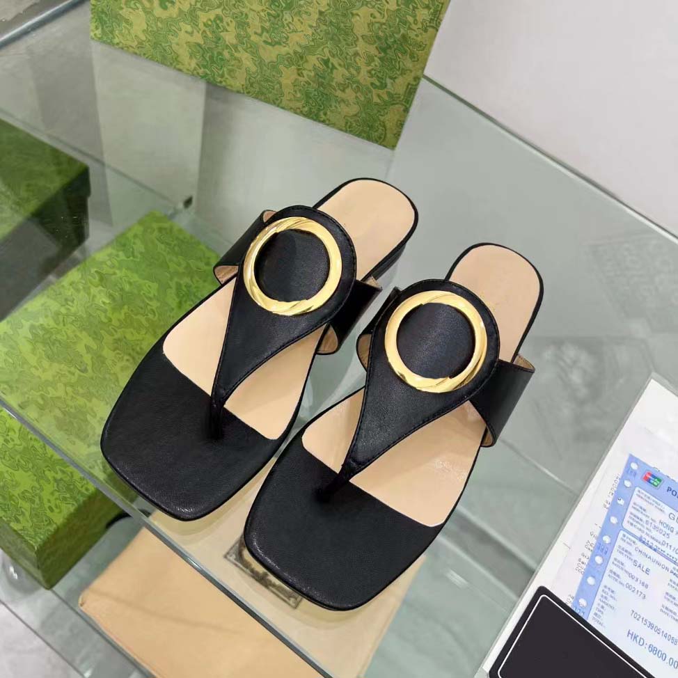 2023 New Designer Slippers Flat Heel Leather Flip-flops Alphabet Embroidered Slippers Summer Beach Sandal, #7
2023 New Designer Slippers Flat Heel Leather Flip-flops Alphabet Embroidered Slippers Summer Beach Sandal, #7