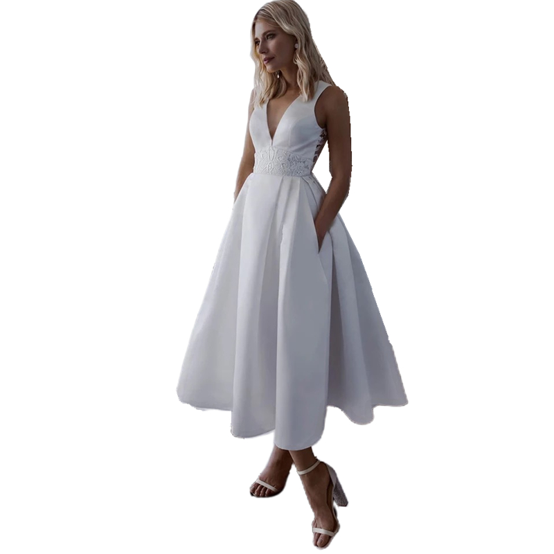 2024 Vintage Tea Length Wedding Dresses With Pockets Satin A-Line V-Neck Sleeveless Lace Appliques Empire Waist Sexy Open Back White Short Bridal Gown