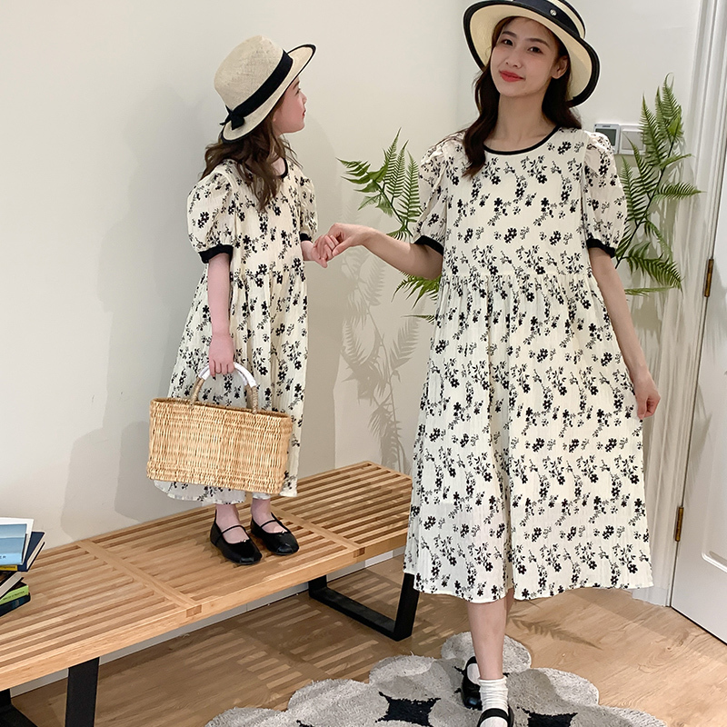 Family Matching Outfits Mom and daughter Long Floral Dress Summer Family Look Flowers Print Mommy and Me Clothes Baby Girl Matching Family Outfits Kid