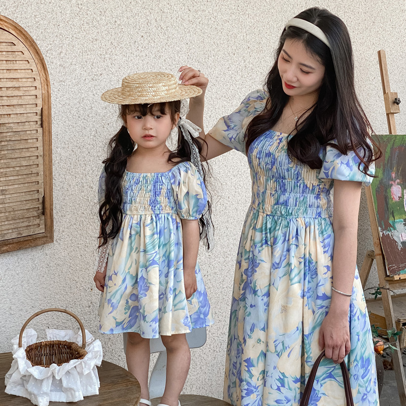 Family Matching Outfits Family Matching Clothes Summer Floral Dress Mother Daughter Short -sleeved Cotton Dress Women Dress Girl Birthday Dress 230421