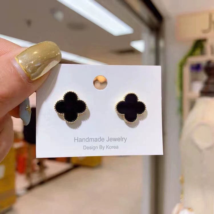 Designers Vintage Clover Charm Stud Earrings Back Mother-of-Pearl Silver 18K Gold Plated Agate for Women&Girls Valentine's Mother's Day Wedding Jewelry
Designers Vintage Clover Charm Stud Earrings Back Mother-of-Pearl Silver 18K Gold Plated Agate for Women&Girls Valentine's Mother's Day Wedding Jewelry