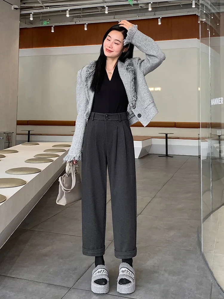 Women's Pants Capris Fall Winter Woolen Harem Pants Women Straight Thickened Nine-point Trouser Female High Quality Casual Wide Leg Outwear Pant 