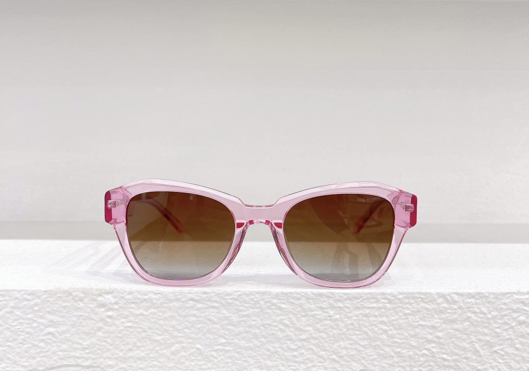 Men Sunglasses For Women Latest Selling Fashion Sun Glasses Mens Sunglass Gafas De Sol Glass UV400 Lens With Random Matching Box 8835
Men Sunglasses For Women Latest Selling Fashion Sun Glasses Mens Sunglass Gafas De Sol Glass UV400 Lens With Random Matching Box 8835