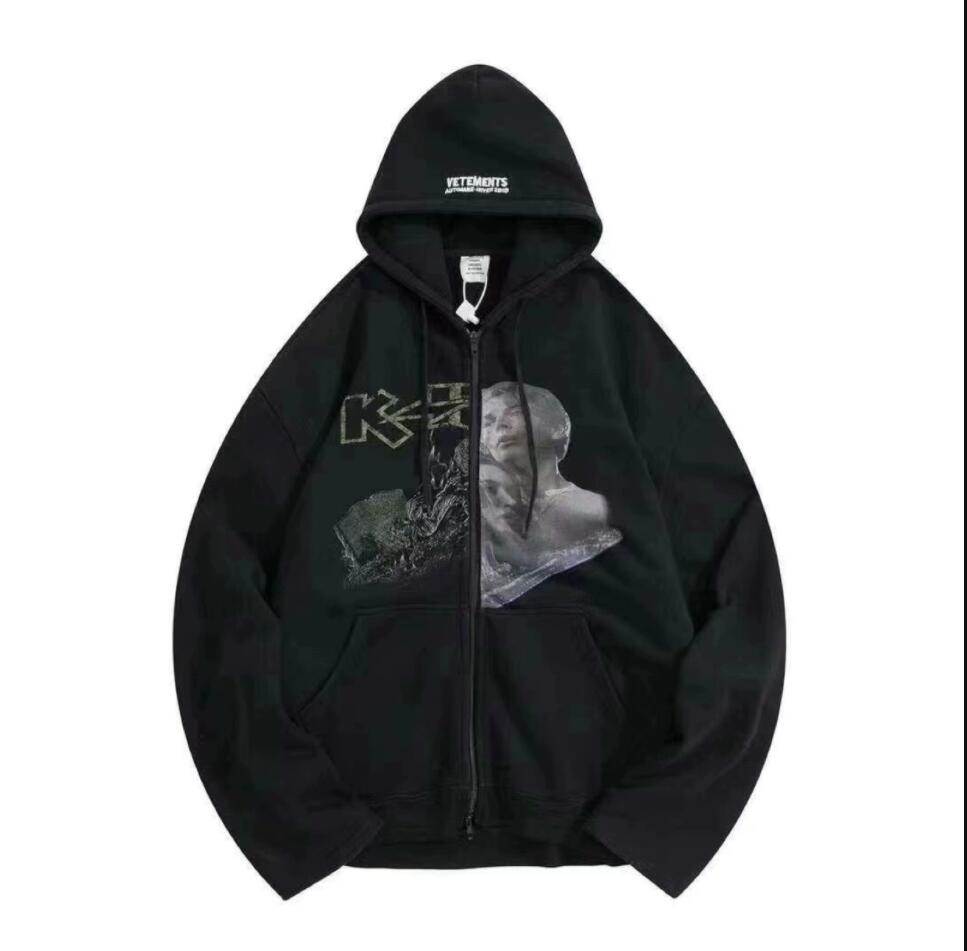 Men's Hoodies Sweatshirts VETEMENTS hoodie Men Women 1 1 sweatshirt y2k hoodie, Black
Men's Hoodies Sweatshirts VETEMENTS hoodie Men Women 1 1 sweatshirt y2k hoodie, Black