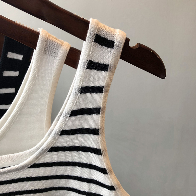 Camisoles Tanks Striped Knitted Crop Camis White Black Summer Casual Women Tank Tops 230421