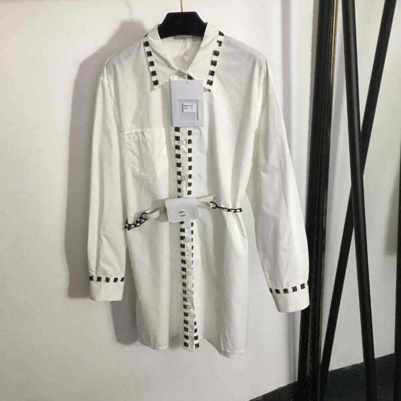 23ss women dress womens designer clothing summer dresses Sequin Embroidered chain Fanny pack lapel long-sleeved shirt dress High quality womens clothing a1
23ss women dress womens designer clothing summer dresses Sequin Embroidered chain Fanny pack lapel long-sleeved shirt dress High quality womens clothing a1