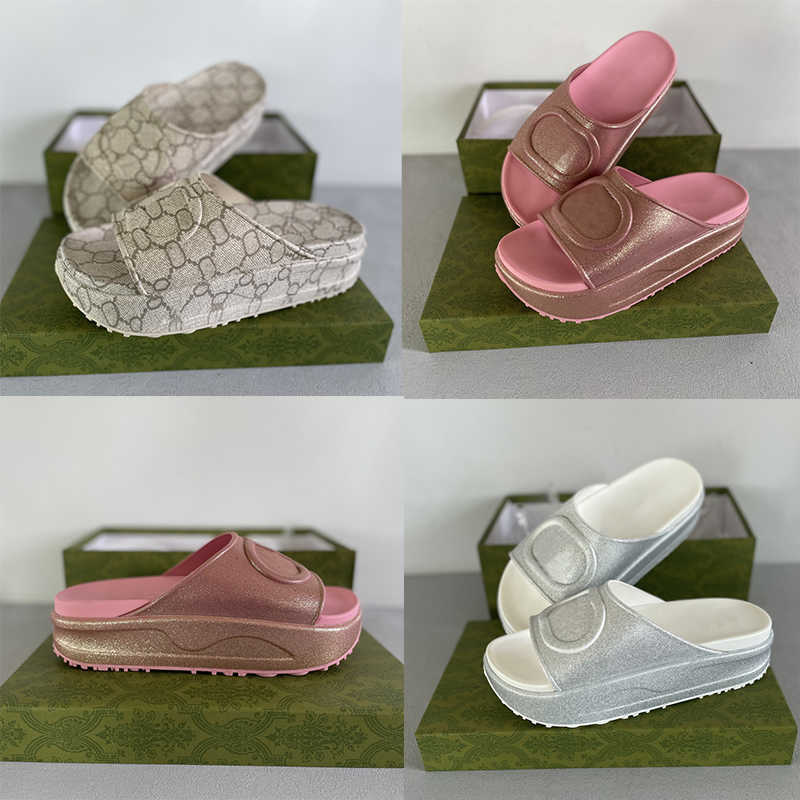 2023 Designers Women Platform Sandals Rubber Slide Mens Anti-slip Slippers Luxury Flat Thick Bottom Beach Flip Flops Multi-season And Multi-place Size 35-45 NO438
2023 Designers Women Platform Sandals Rubber Slide Mens Anti-slip Slippers Luxury Flat Thick Bottom Beach Flip Flops Multi-season And Multi-place Size 35-45 NO438
