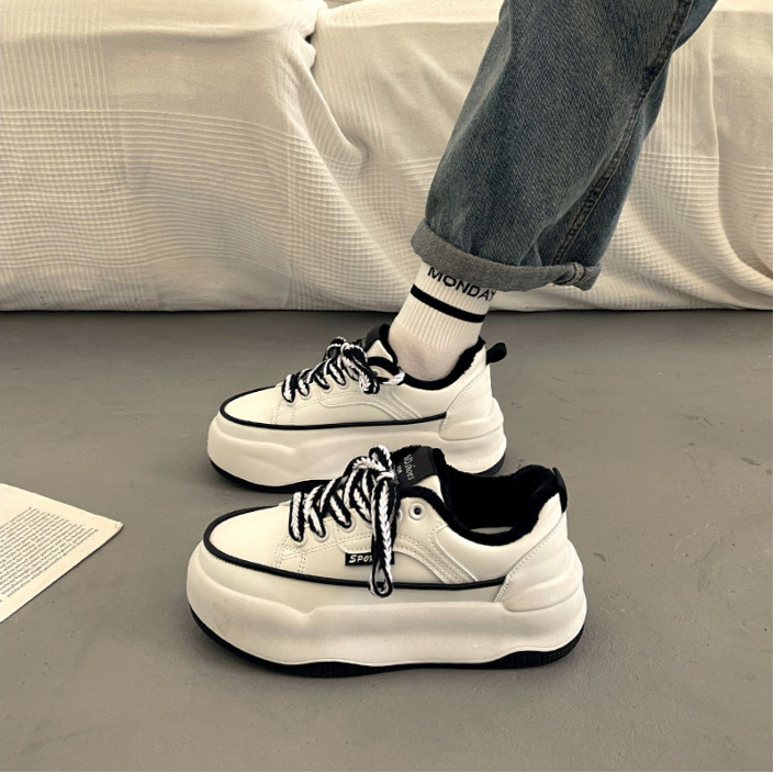 Explosive thick-soled small white women's shoes women's heightened daddy shoes 2023 new all-match casual sports shoes, Beige
Explosive thick-soled small white women's shoes women's heightened daddy shoes 2023 new all-match casual sports shoes, Beige