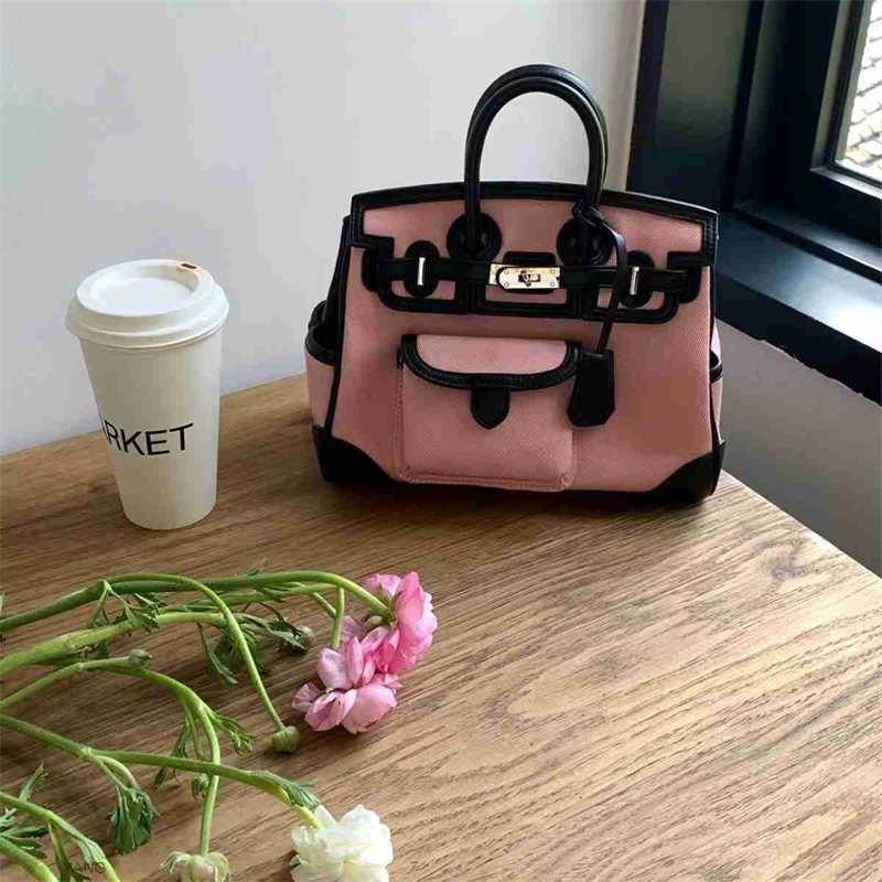 Herm Birkin 2023 New Canvas Spliced Funny Bag High Grade Feel Handbag Fashion Versatile One Shoulder Crossbody Large Bag FF, Pink6
Herm Birkin 2023 New Canvas Spliced Funny Bag High Grade Feel Handbag Fashion Versatile One Shoulder Crossbody Large Bag FF, Pink6