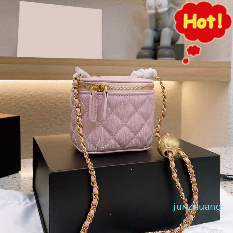 2023 Classic Mini Vanity With Chain Box Trunk Bags Caviar Leather With Crush Gold Ball GHW Crossbody Shoulder Designer Handbags Tiny Cosmetic Case For Women, Blue
2023 Classic Mini Vanity With Chain Box Trunk Bags Caviar Leather With Crush Gold Ball GHW Crossbody Shoulder Designer Handbags Tiny Cosmetic Case For Women, Blue