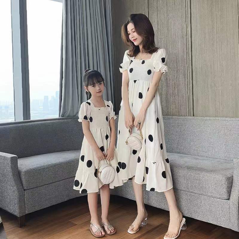 Family Matching Outfits Mother and Daughter Polka Dot Dresses Summer Fashion Children's Clothing Small Fresh Puff Sleeve Parent-child Princess Dr