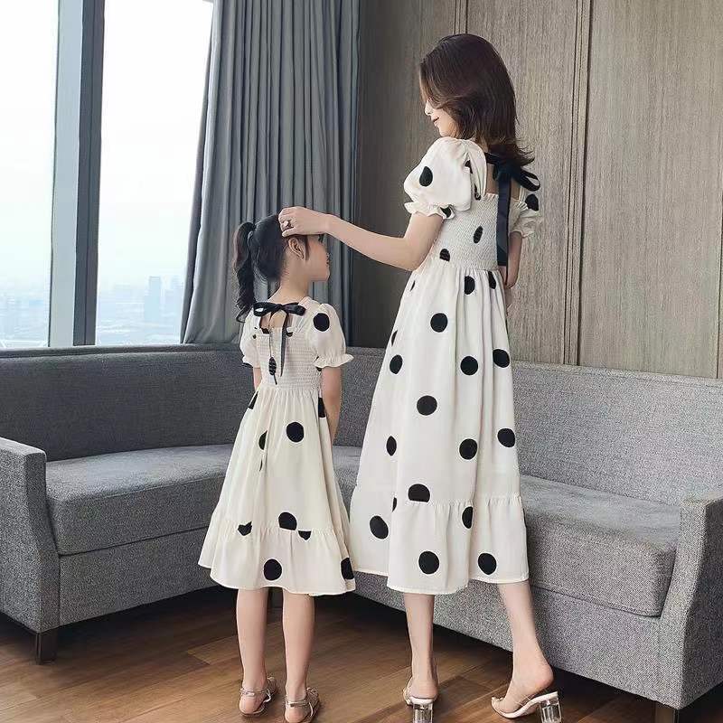 Family Matching Outfits Mother and Daughter Polka Dot Dresses Summer Fashion Children's Clothing Small Fresh Puff Sleeve Parent-child Princess Dr