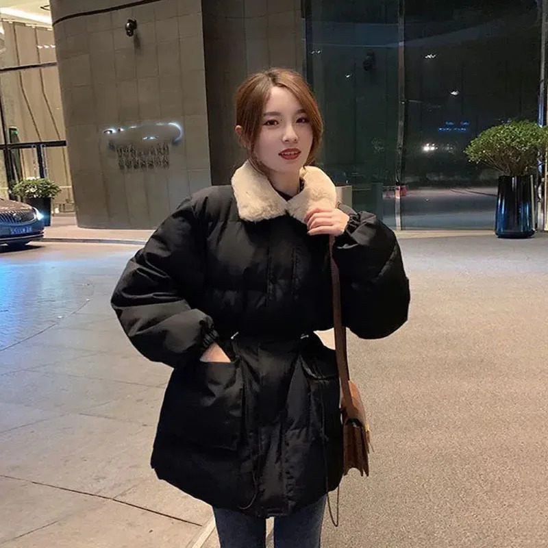 Women's Down Parkas Xpqbb Korean Fashion Women Winter Fur Collar Thick Warm Snow Wear Padded Parka Ladies Street Loose Long Cotton Coats 231120