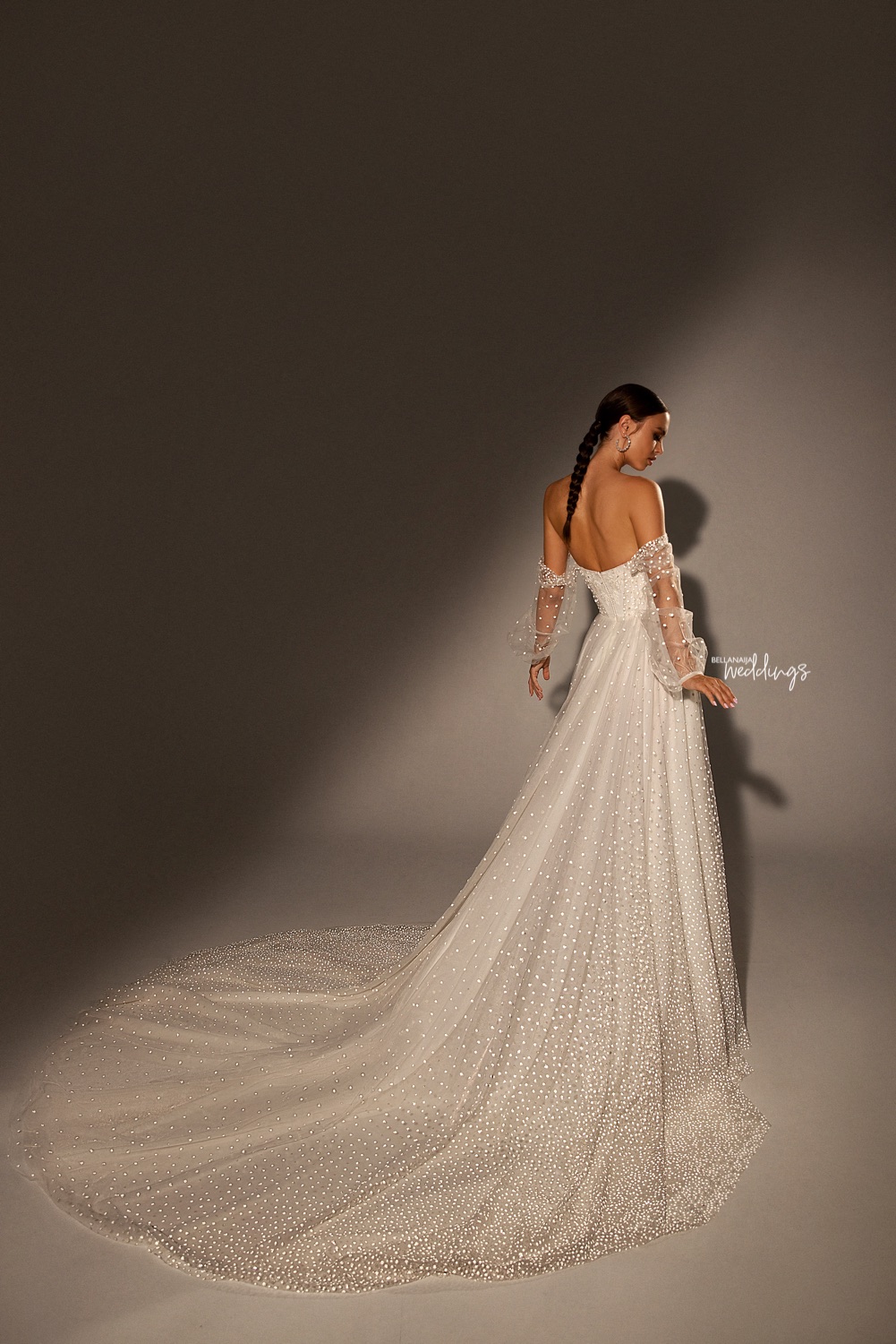 Bohemian 2024 Wedding Dresses Polka Dot Tulle The Shoulder A Line Boho Long Sleeve Bridal Gowns Sweep Train Robe de Mariage