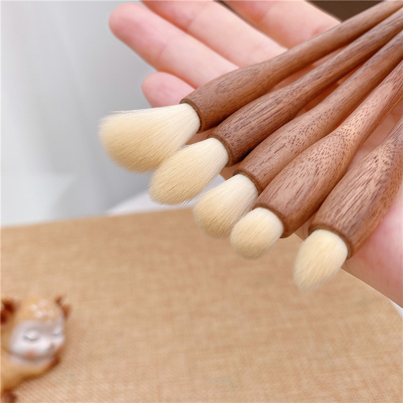 Makeup Tools Walnut Brushes Set High Quality Cosmetic Powder Blush Foundation Sculpting Eyeshadow Smudge Brush Wood Handle 230421