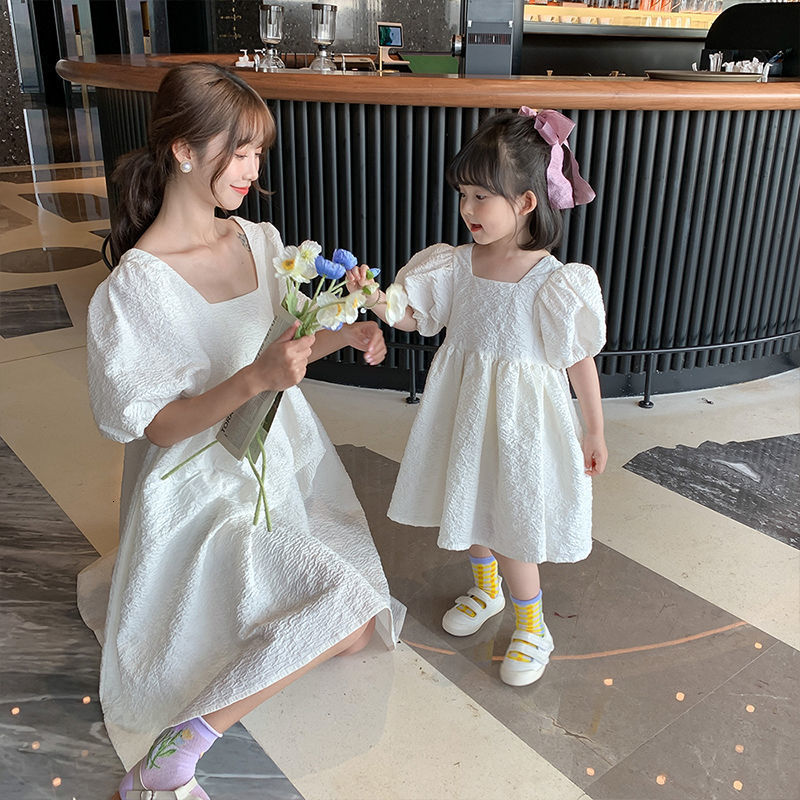 Family Matching Outfits Family Clothing Summer Mother Kids Princess Dress Mom and Daughter Matching Clothes Girl Birthday Dress Baby Girl Clothes 2304