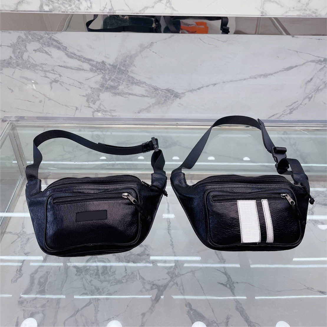 belt bag bumbag designer women fanny pack Leather waist bags bumbags handbags womens fashion classic black handbag 230201, Bbt01 24x18cm
belt bag bumbag designer women fanny pack Leather waist bags bumbags handbags womens fashion classic black handbag 230201, Bbt01 24x18cm