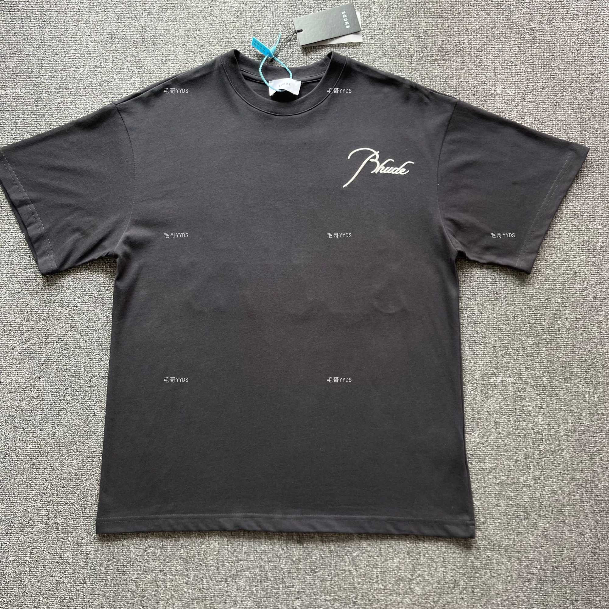 Designer Fashion Clothing Tees TShirts Rhude Embroidery Small Banner Back Letter Short Sleeve T-shirt High Street CoupleTops Streetwear Hip hop Sportswear, After paying attention;the price of
Designer Fashion Clothing Tees TShirts Rhude Embroidery Small Banner Back Letter Short Sleeve T-shirt High Street CoupleTops Streetwear Hip hop Sportswear, After paying attention;the price of