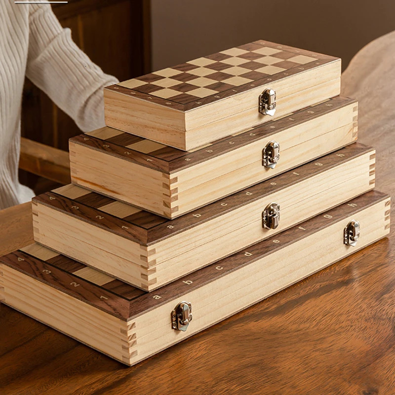 Chess Games Set Magnetic Foldable Portable Solid Wood Board Educational for Students and Kids Christmas Gift 231121