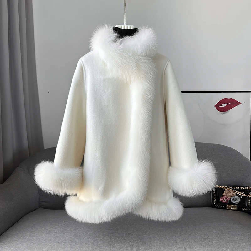 Women's Wool Blends 2023 Soft Faux Fur Cloak Coat Loose Batwing Cape Turn Down Collar Dress Smock Winter Women Knit Mantle Fashion Young 231120