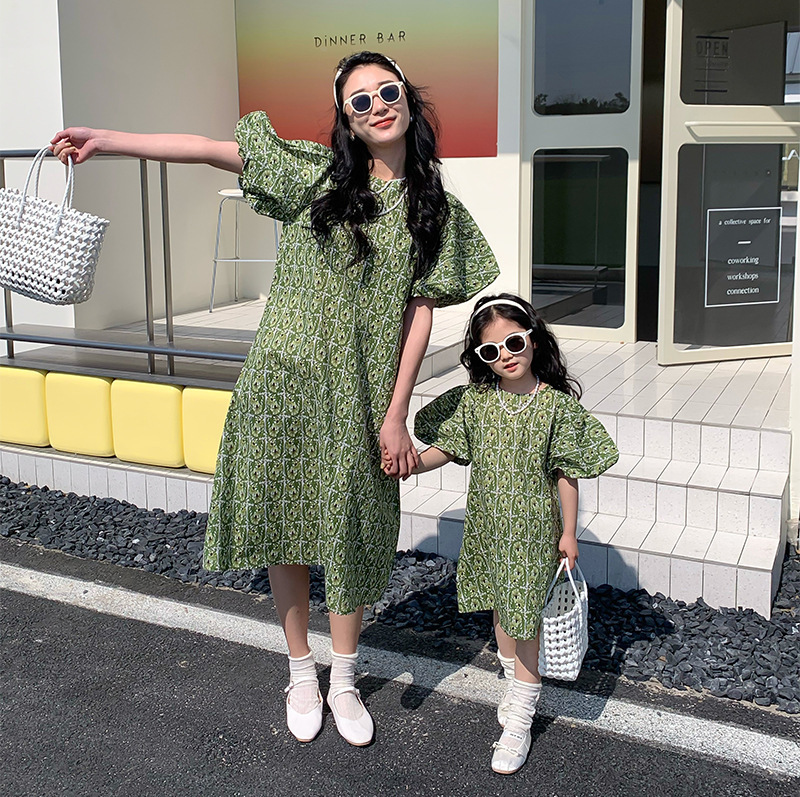 Family Matching Outfits Mama and Baby Girl Maching Short Sleeve Dress Women Clothing Mother and Daughter Equal Dresses Summer Mommy and Me Accessories