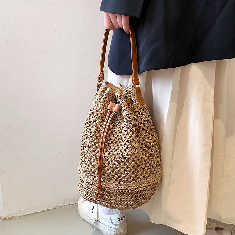 Evening Bags Drawstring Women's Straw Bucket Bag Summer Woven Shoulder Bags Purse Beach Handbag Trends Straw Handbags Casual Crossbody Bag J23042