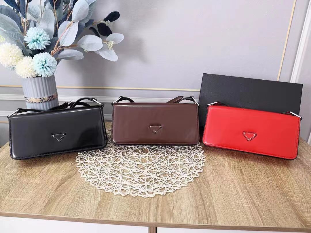 Brand New Classic Femme Shoulder Bags Designer Women Glossy lady Leather Underarm Crossbody Bag Handbags Fashion Triangle Sign Woman Totes Luxury Bag, Red
Brand New Classic Femme Shoulder Bags Designer Women Glossy lady Leather Underarm Crossbody Bag Handbags Fashion Triangle Sign Woman Totes Luxury Bag, Red