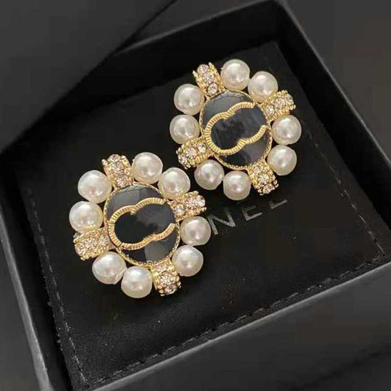 Fashion Earrings Designer Jewelry Letter Stud Gold Plated Women Crystal Rhie Pearl Earring Wedding Party