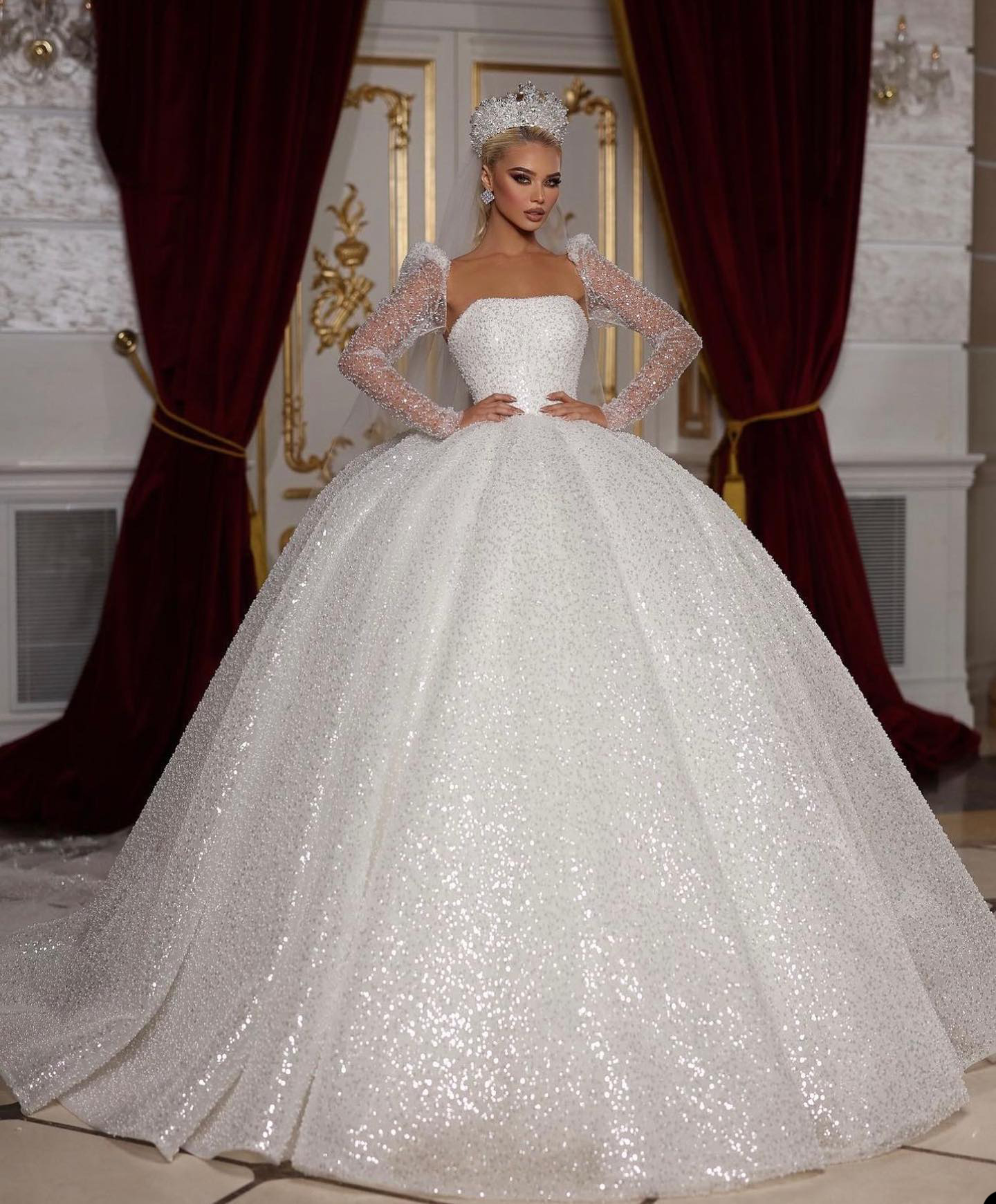 Elegant Ball Gown Wedding Dresses Sweetheart Applique Lace Bridal Gowns Custom Made Long Sleeve Lace-up Back Sweep Train Vestidos De Novia