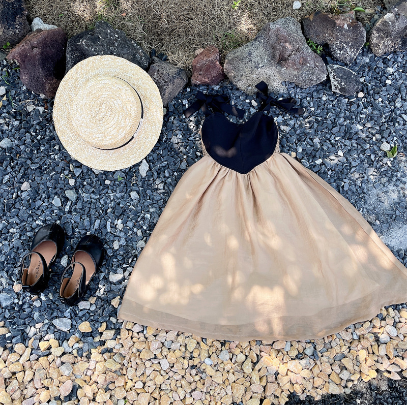 Family Matching Outfits Summer fashion chiffon family heart patchwork slip matching dresses MOM and daughter French retro style princess dress 230421