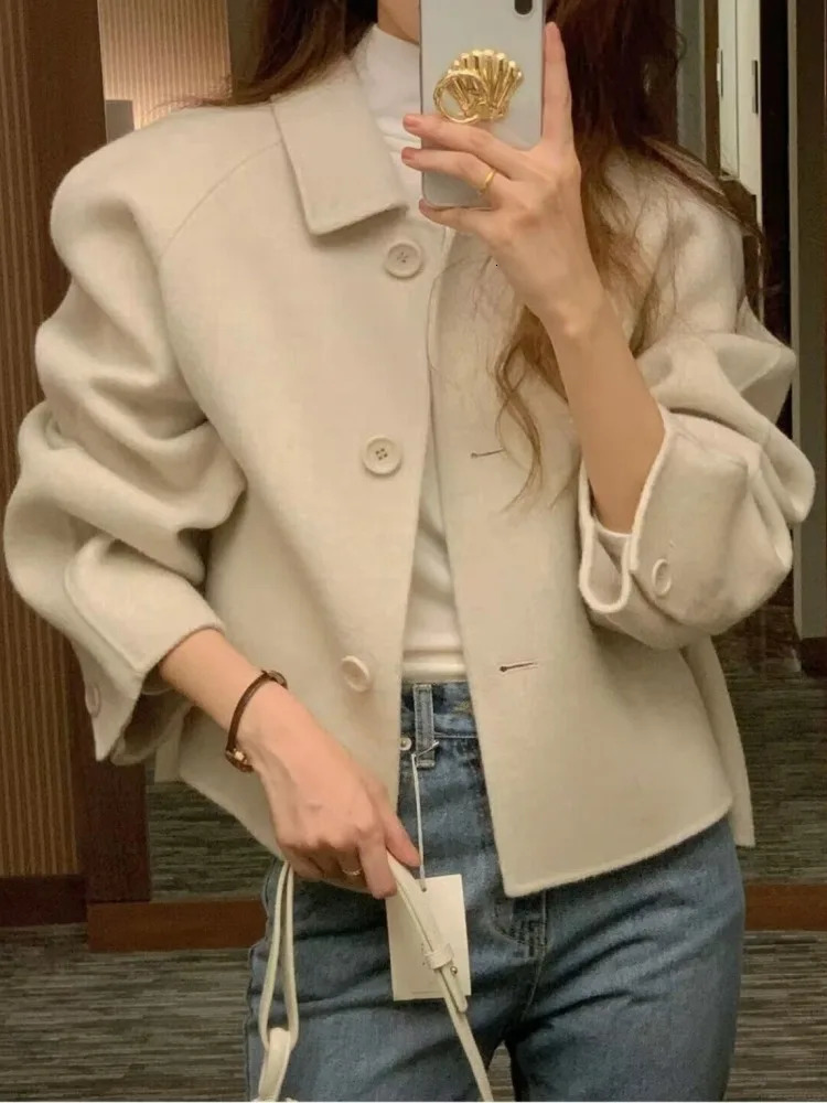 Women's Wool Blends Short Winter Coat Jacket Lapel Single Breasted Female Woolen Outerwears Stylish Tops 2023 231120