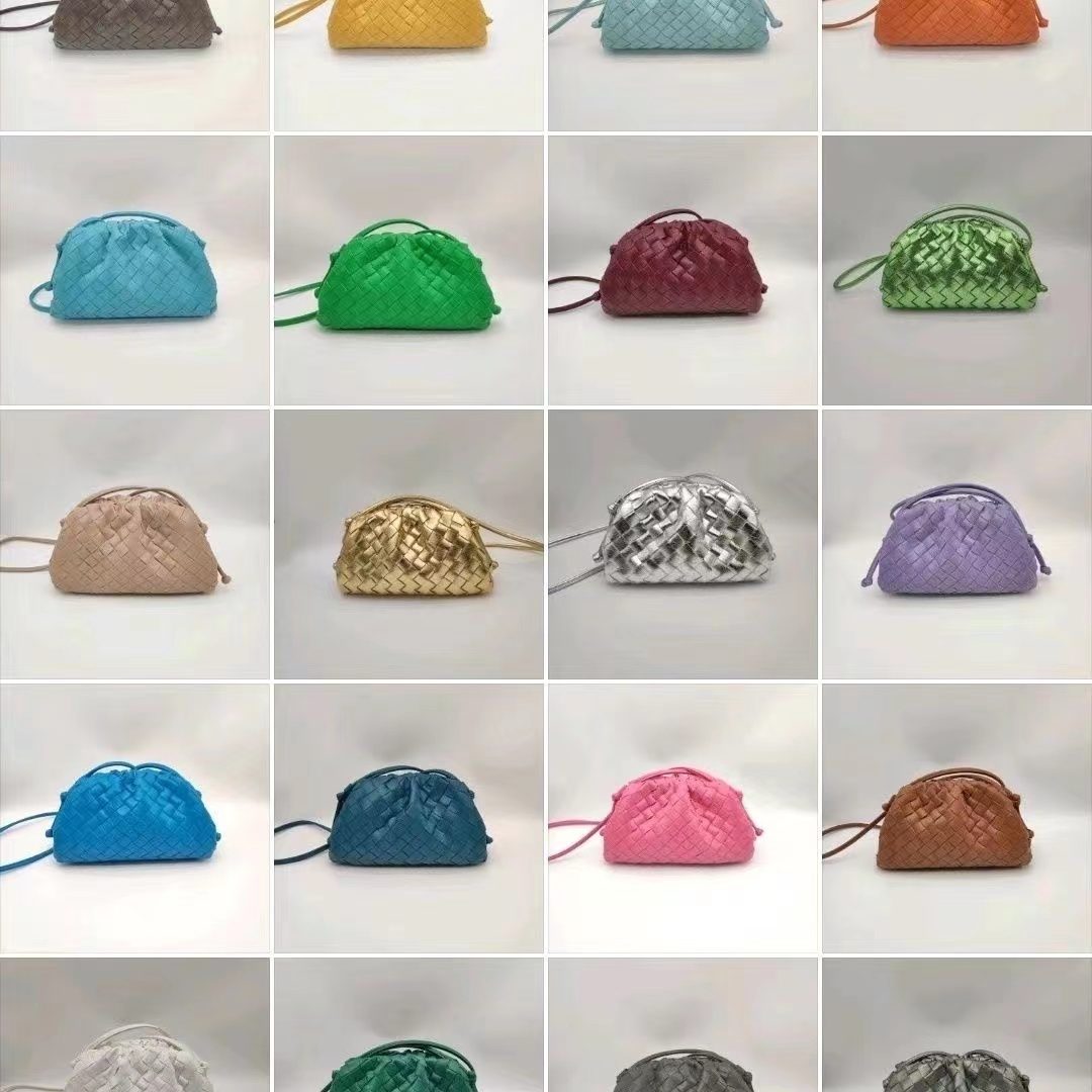 Designer Mini Clutch Premium Sheep Leather Intrecciato Woven Cloud Fashio Gril Full Range of Colors Three Sizes Pouch Party Bag