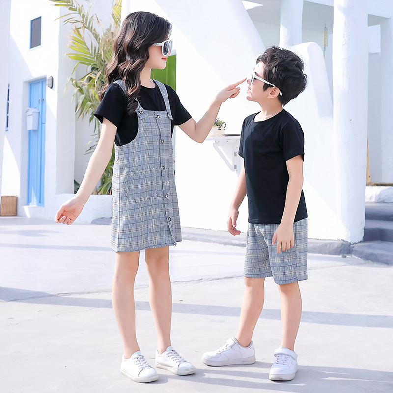 Family Matching Outfits Family Matching Clothes Summer Mother Daughter Dress Dad Son Cotton T-shirt Pants Family Look Couple Outfits Holiday Party 230