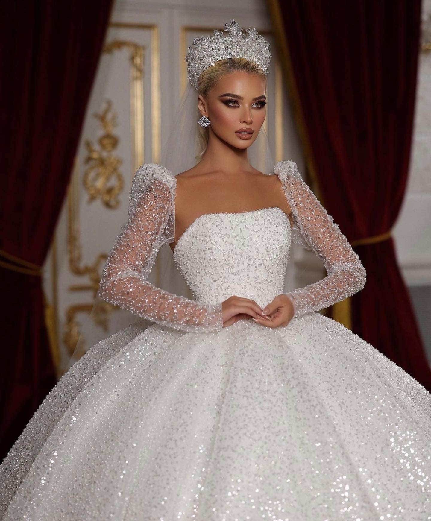 Elegant Ball Gown Wedding Dresses Sweetheart Applique Lace Bridal Gowns Custom Made Long Sleeve Lace-up Back Sweep Train Vestidos De Novia