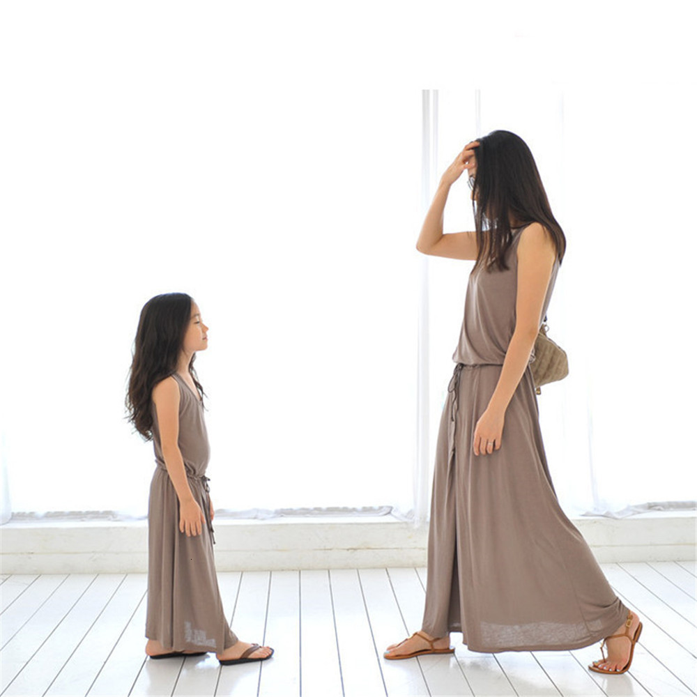 Family Matching Outfits Mom and Daughter Dress Casual Long Skirt for Mommy and Me Clothes Mother and Daughter Family Look Summer Matching Family Outfi